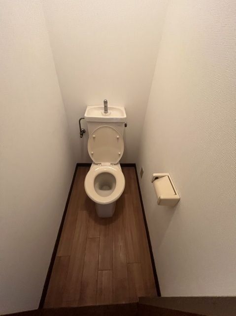 トイレ　トイレ