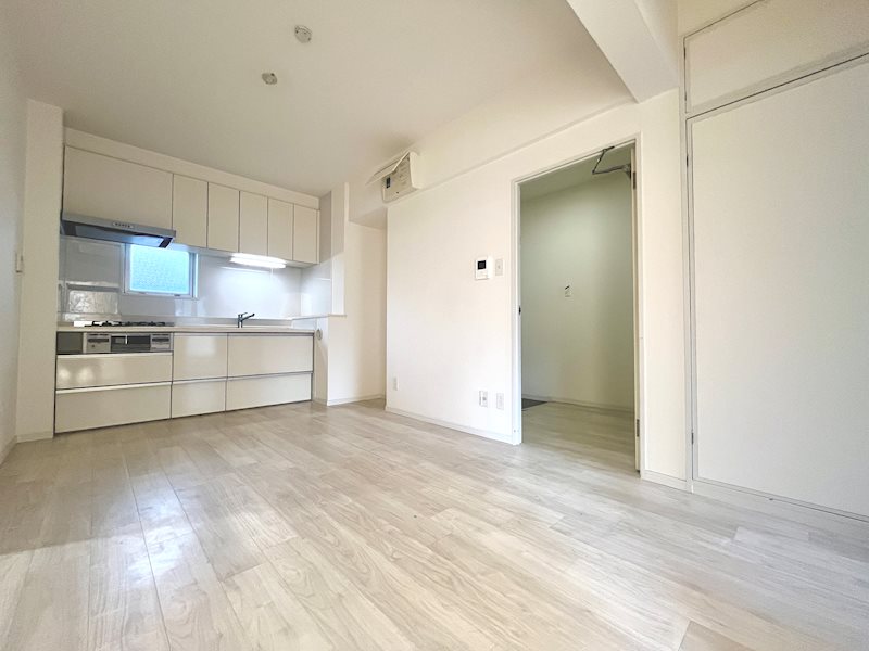 居室・リビング　DK8.5帖