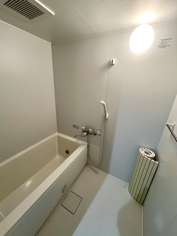 バス・シャワールーム　追焚機能が付いた快適なお風呂