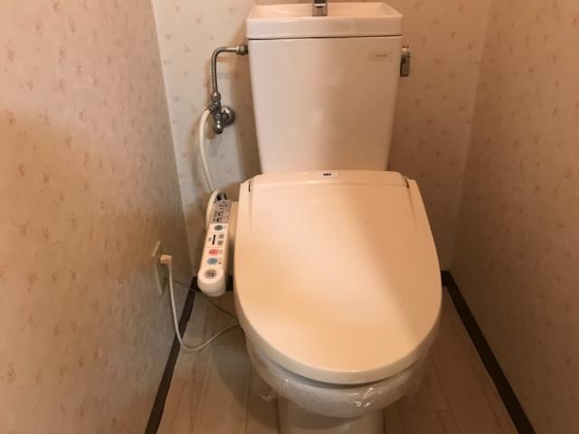 トイレ　トイレ