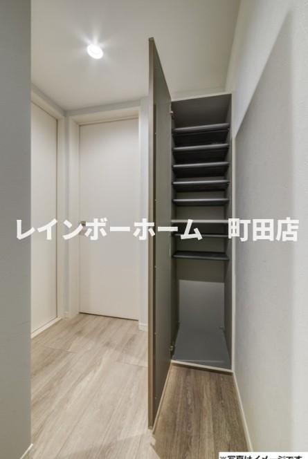 玄関　※同施工会社参考写真