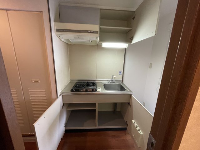 キッチン　(参考)同マンション他部屋の写真