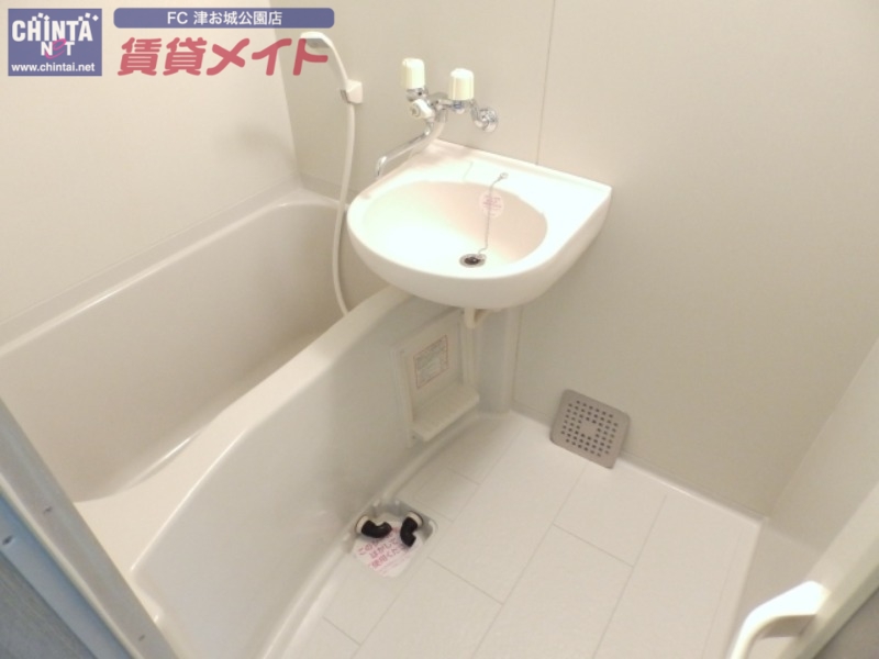 バス・シャワールーム　同物件別室画像