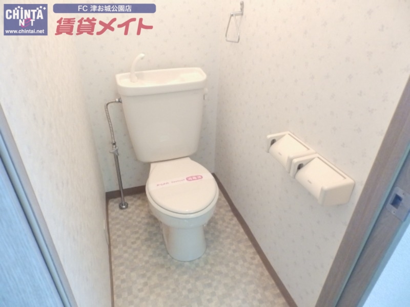 トイレ　同物件別室画像