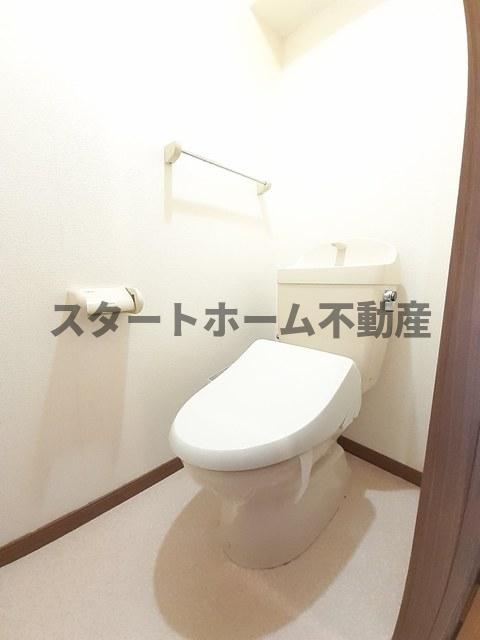 トイレ　コンパクトで使いやすいトイレです