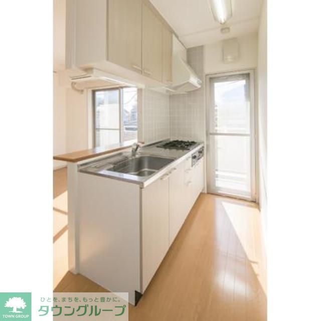 キッチン　※写真は同タイプ住戸です。