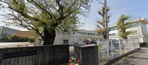 小学校　さいたま市立岩槻小学校（小学校）まで328m