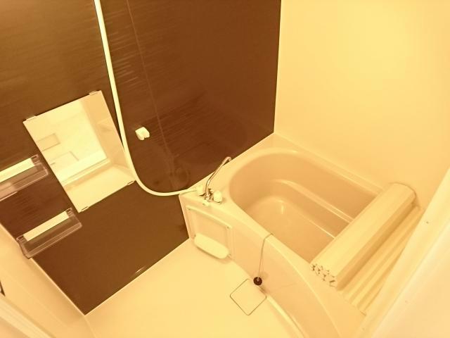 バス・シャワールーム　※別部屋写真