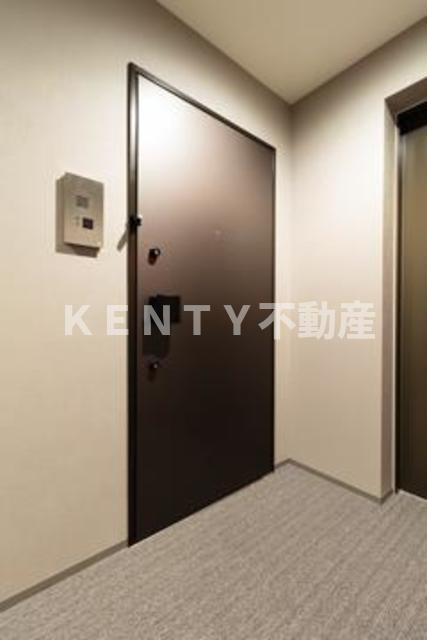 玄関　※写真は同タイプ住戸です。