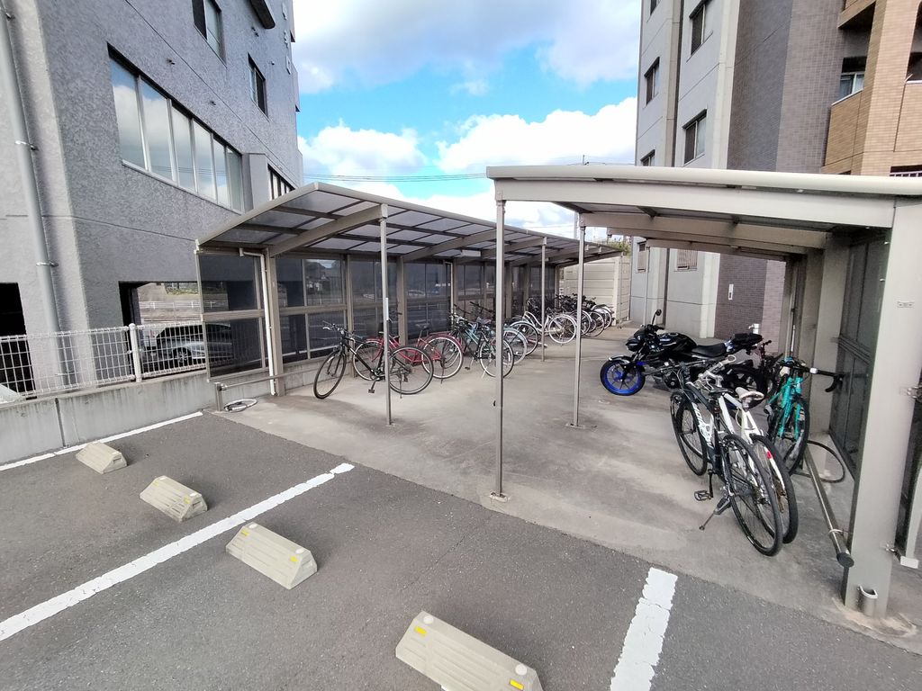 その他共有部分　駐車場