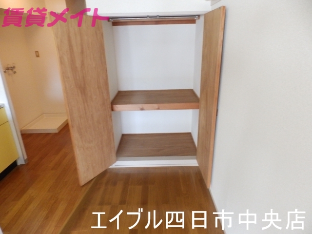 収納　収納同タイプ
