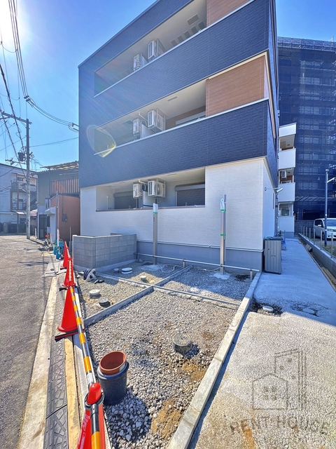 その他共有部分　外観（建設中）