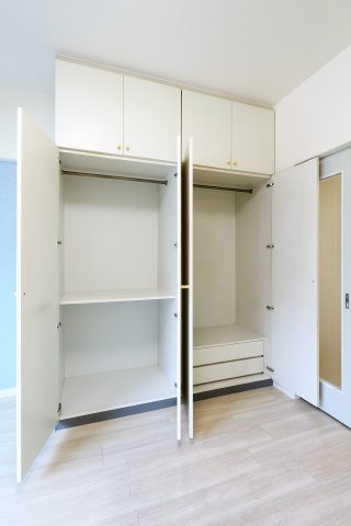 収納　参考写真（同物件別部屋）