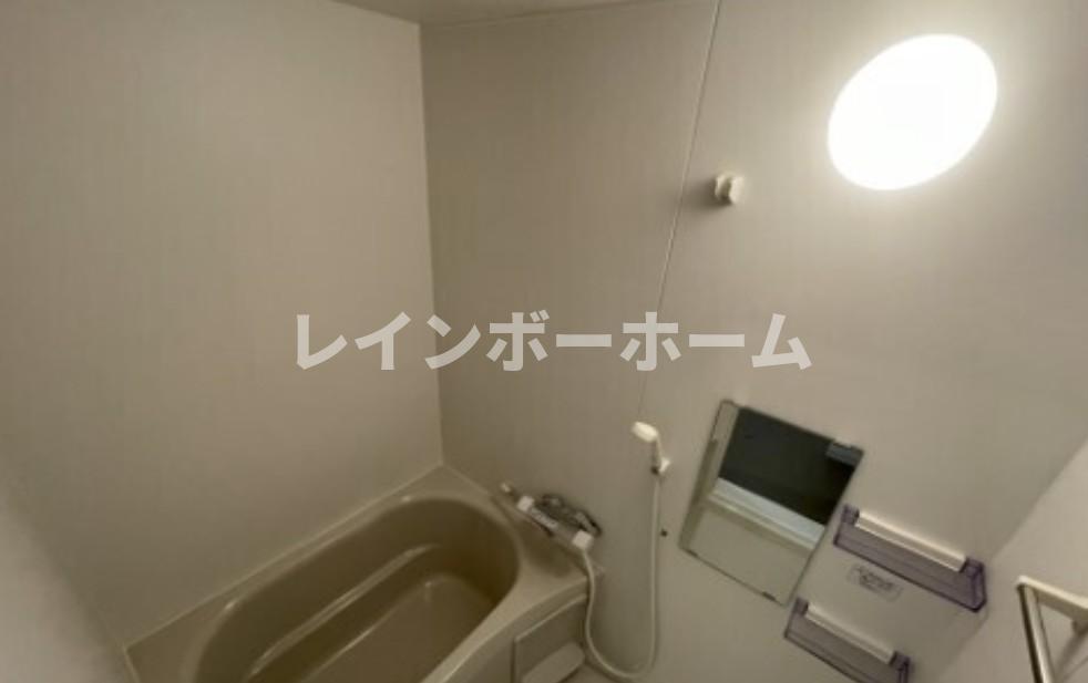 バス・シャワールーム　お風呂で日々の疲れを落としましょう