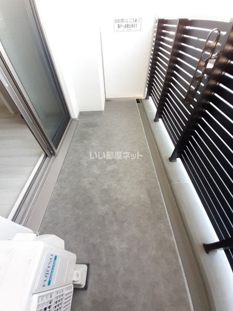 バルコニー
