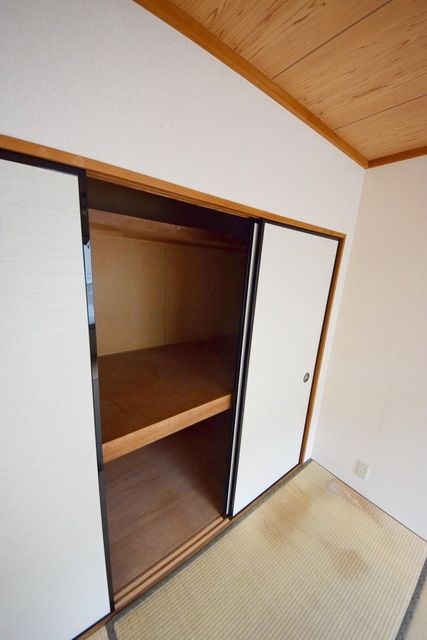 収納　※同建物別号室別タイプ参考写真です