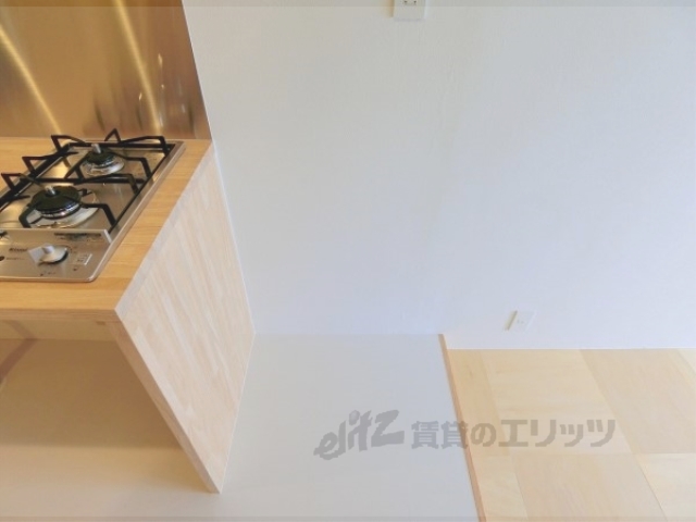 その他部屋・スペース　青い壁で落ち着いた雰囲気があります