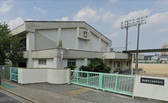 中学校　市立天白中学校（中学校）まで1100m