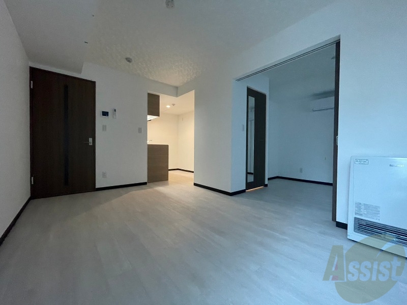 居室・リビング　広くてキレイなお部屋が広がっていて、充実した生活が送れそう。