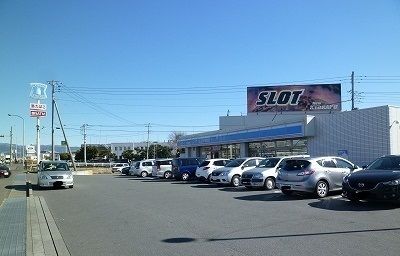 コンビニ　ローソン 沼津西沢田店（コンビニ）まで750m