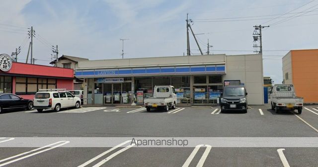 コンビニ　ローソン（コンビニ）まで879m
