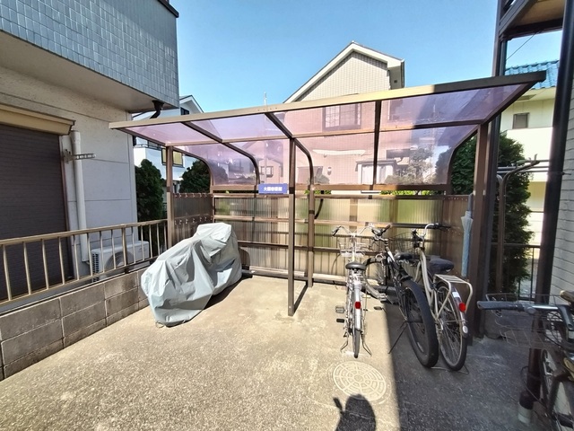 その他共有部分　★屋根付駐輪場★（空き状況・使用料等詳細はご確認下さい）