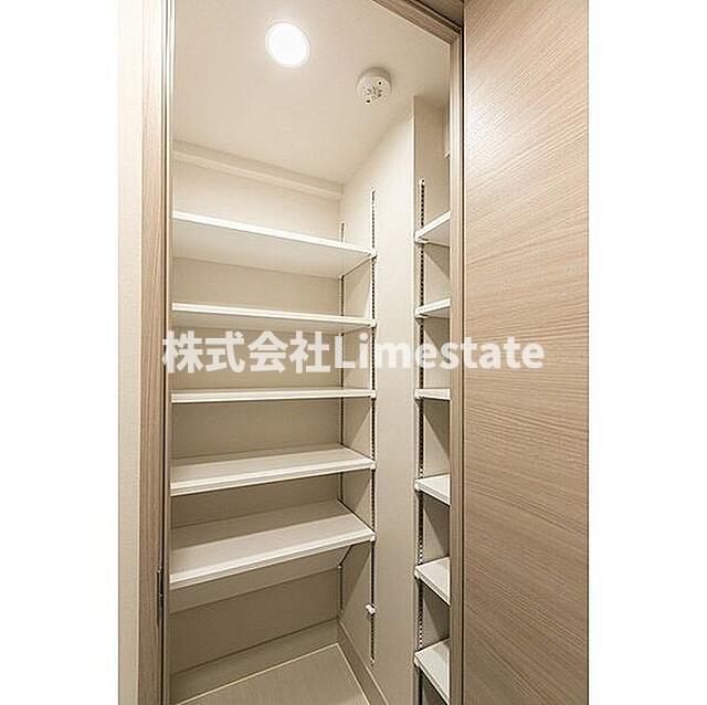 収納