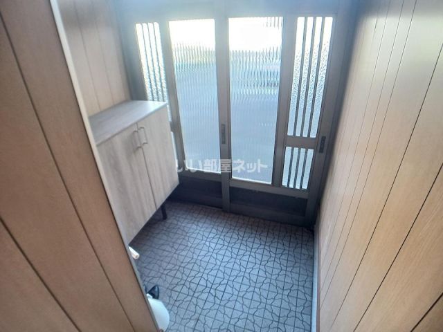 宮前町4番貸家の玄関写真