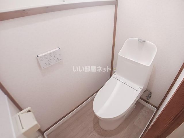 宮前町4番貸家のトイレ写真