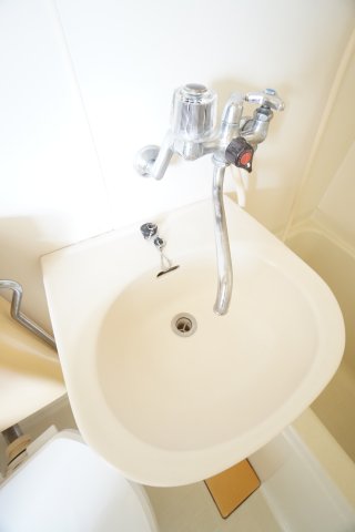 洗面設備　※同物件、同タイプの写真になります。