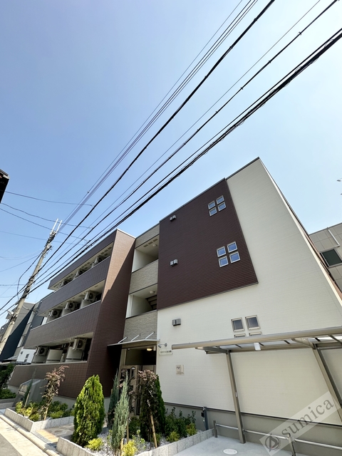 建物外観　スタイリッシュな建物です♪