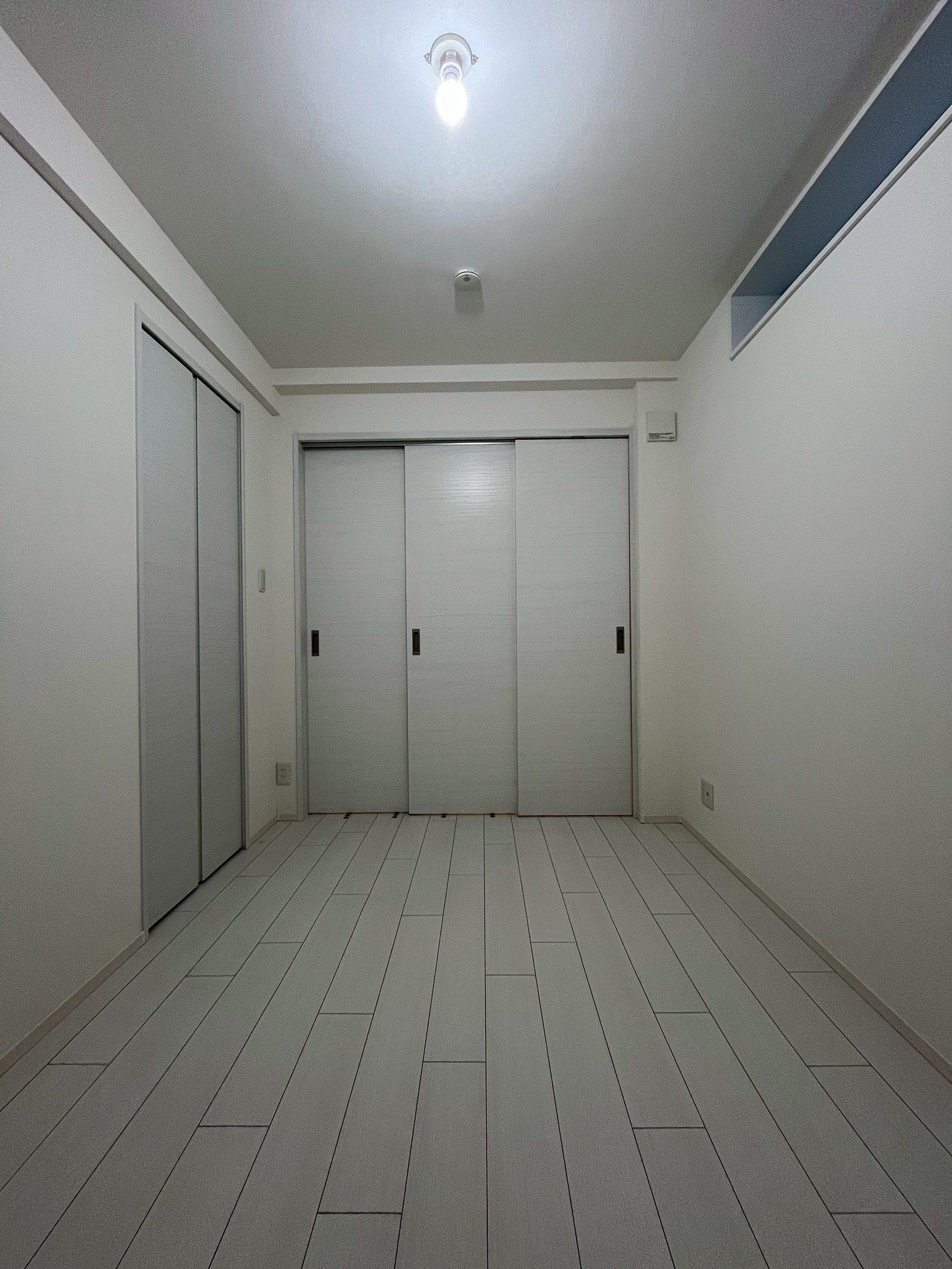 その他部屋・スペース　全居室に照明が設備。ネット利用も無料です！