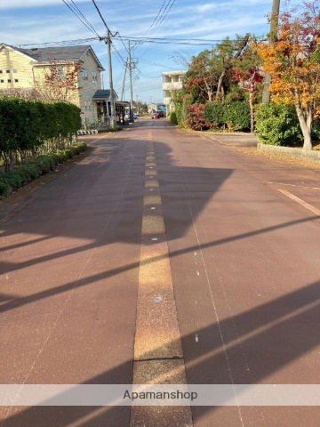 その他　前面道路（その他）まで0m