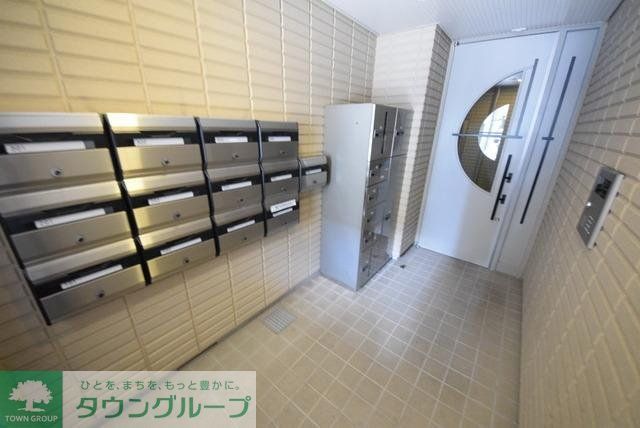 エントランス　☆オートロック付きのエントランスです☆