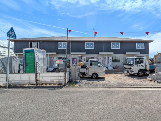 建物外観　建築中