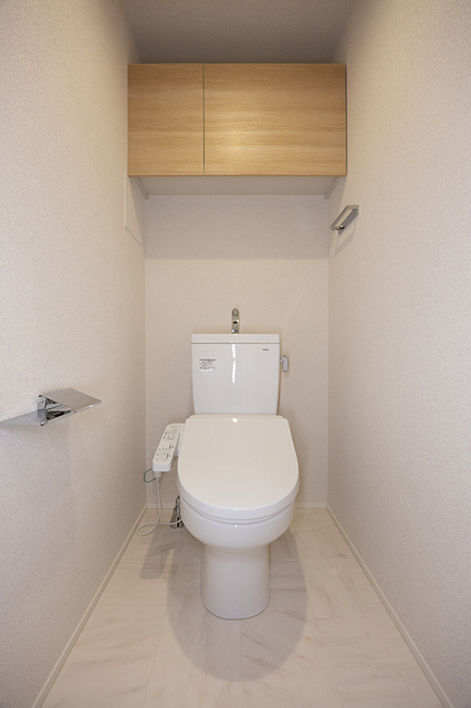 トイレ　※写真は同タイプ住戸です。