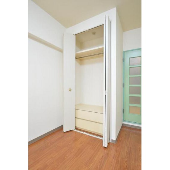 収納　クロゼット