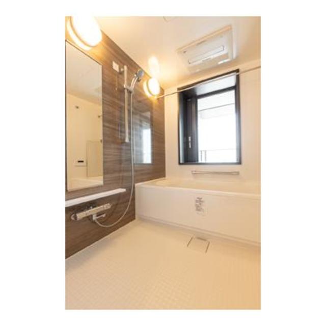 バス・シャワールーム　※写真は同タイプ住戸です。