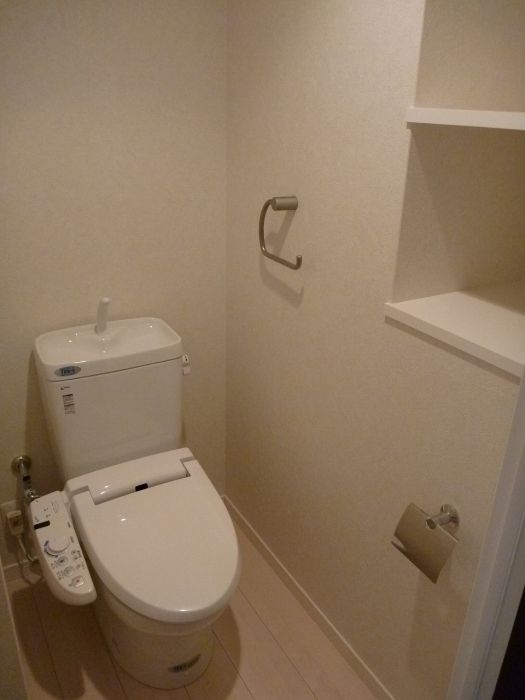 トイレ　ゆったりとした空間のトイレです
