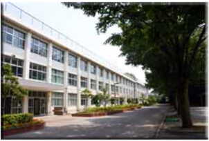 中学校　福生市立福生第一中学校（中学校）まで1011m