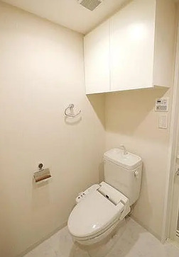 トイレ　別タイプ部屋　参考写真です