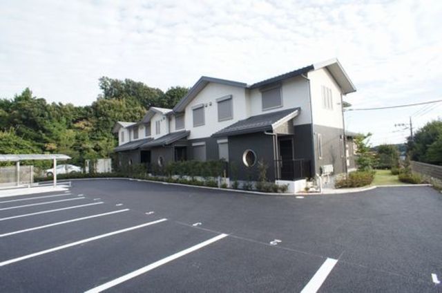 建物外観　積水ハウスの社―メゾン♪