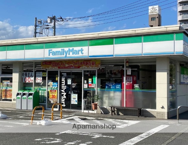 コンビニ　ファミリーマート厚木恩名店（コンビニ）まで351m