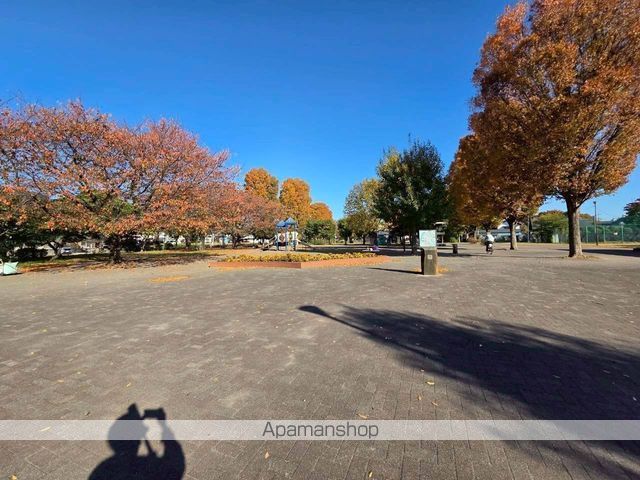 公園　万願寺中央公園（公園）まで200m