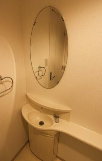 洗面設備　別部屋の画像を使用しております。