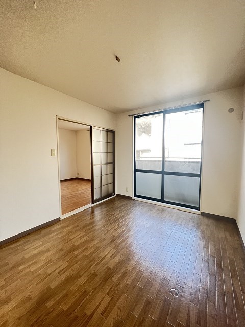 その他部屋・スペース　落ち着いて過ごせるお部屋なので、寝室にいかがでしょうか