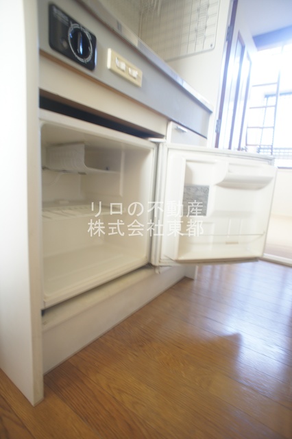 その他　一人暮らしに、あると便利なミニ冷蔵庫設置済み！