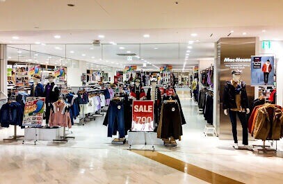 ショッピングセンター　マックハウスS．S．F．イオン札幌西岡店（ショッピングセンター）まで1077m