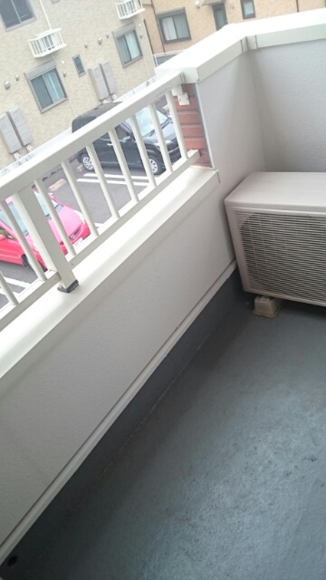 バルコニー　図面と現状に相違がある場合には現状を優先