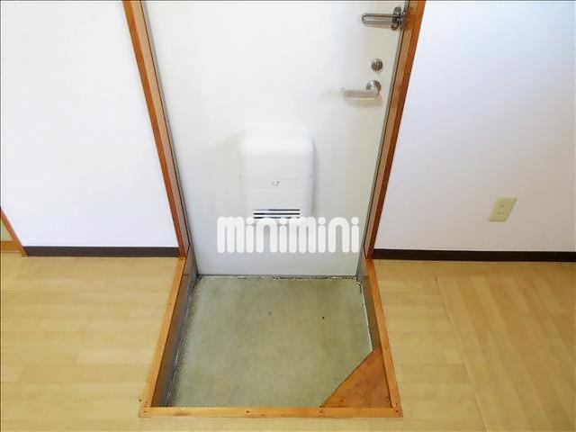 玄関　同タイプ別のお部屋のイメージ写真です。